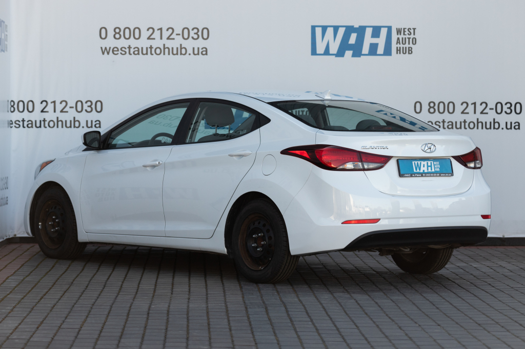 Hyundai Elantra SE 2015 фото 5