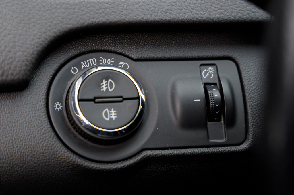 Opel Insignia photo 19