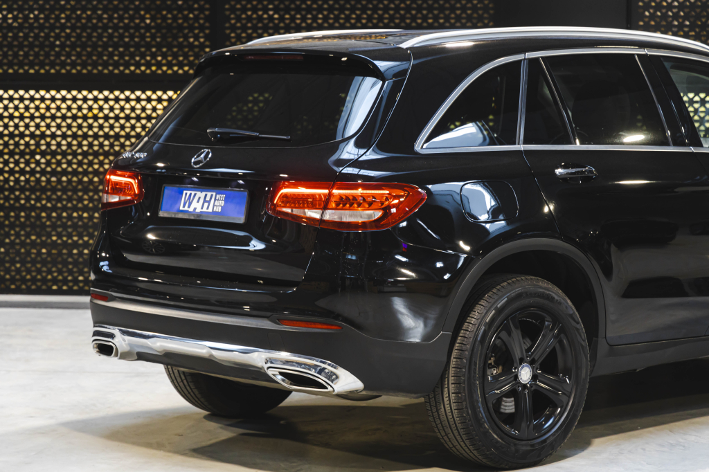 Mercedes-Benz GLC-Class 300 2016 photo 8