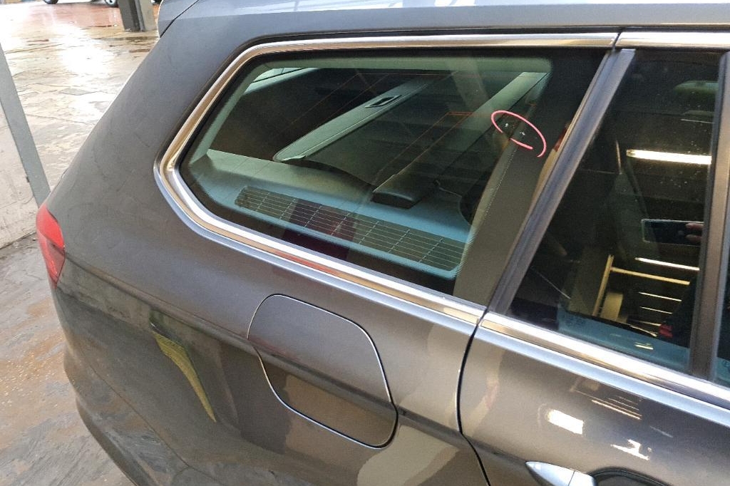 Volkswagen Passat Variant 2017 фото 12