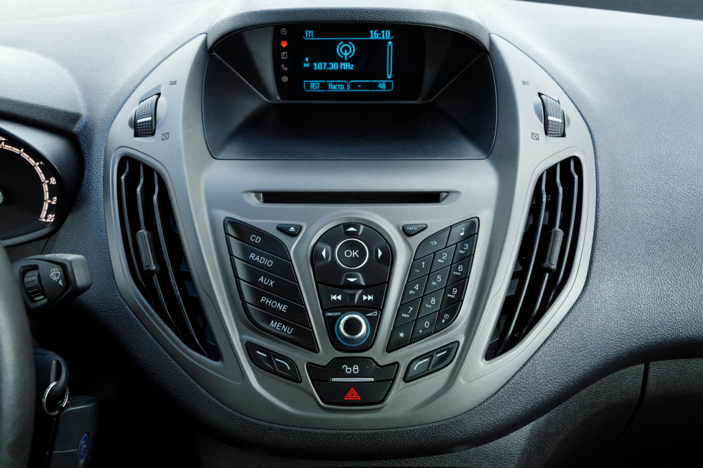 Ford Courier 2017 фото 8