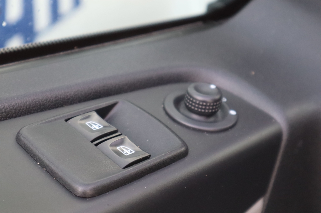 Renault Trafic груз. Energy 2016 фото 8