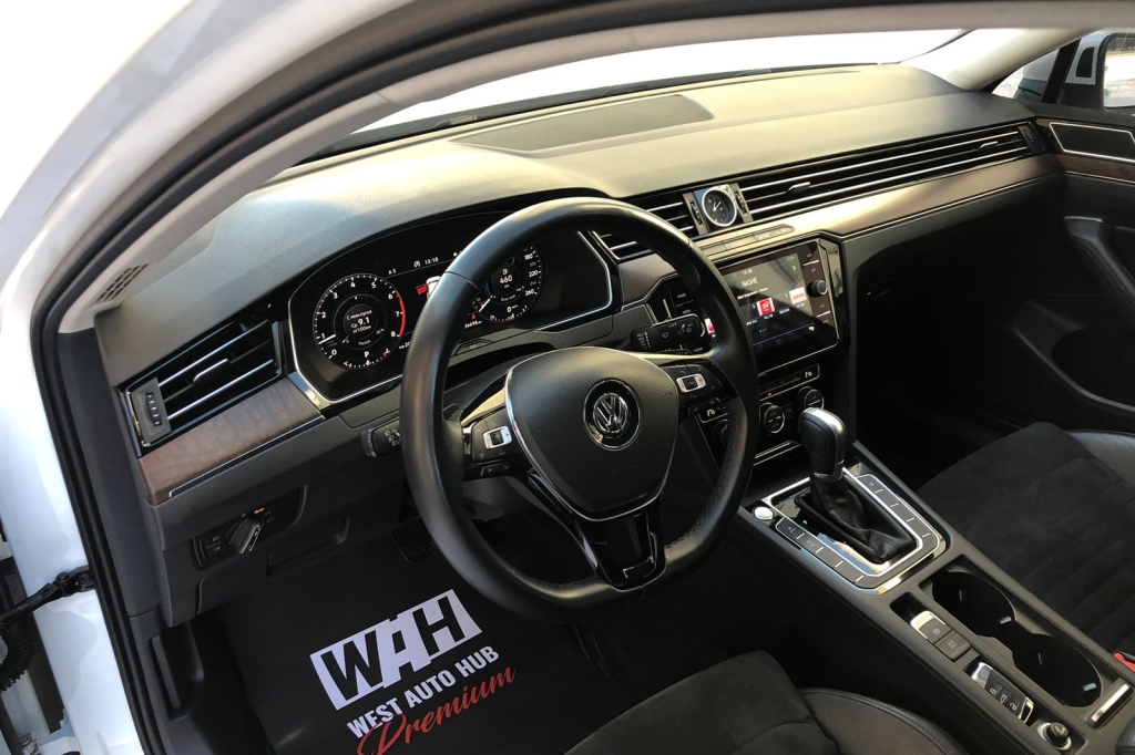 Volkswagen Passat B8 2018 photo 13