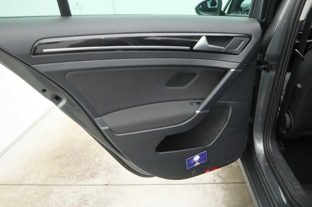 Volkswagen Golf 2018 photo 53