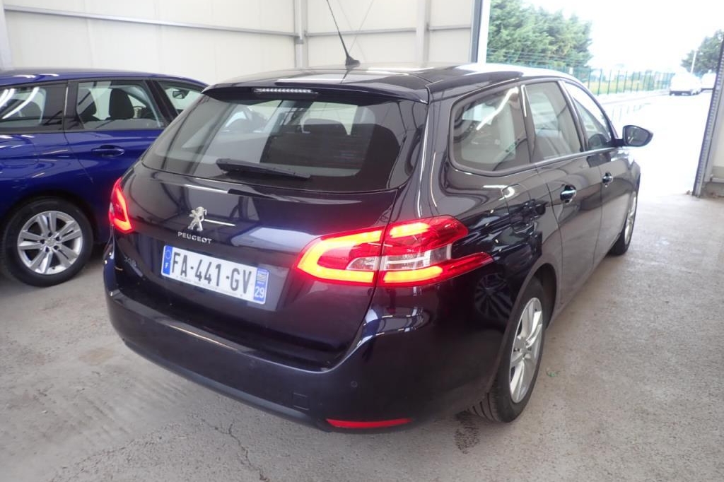Peugeot 308 2018 фото 6