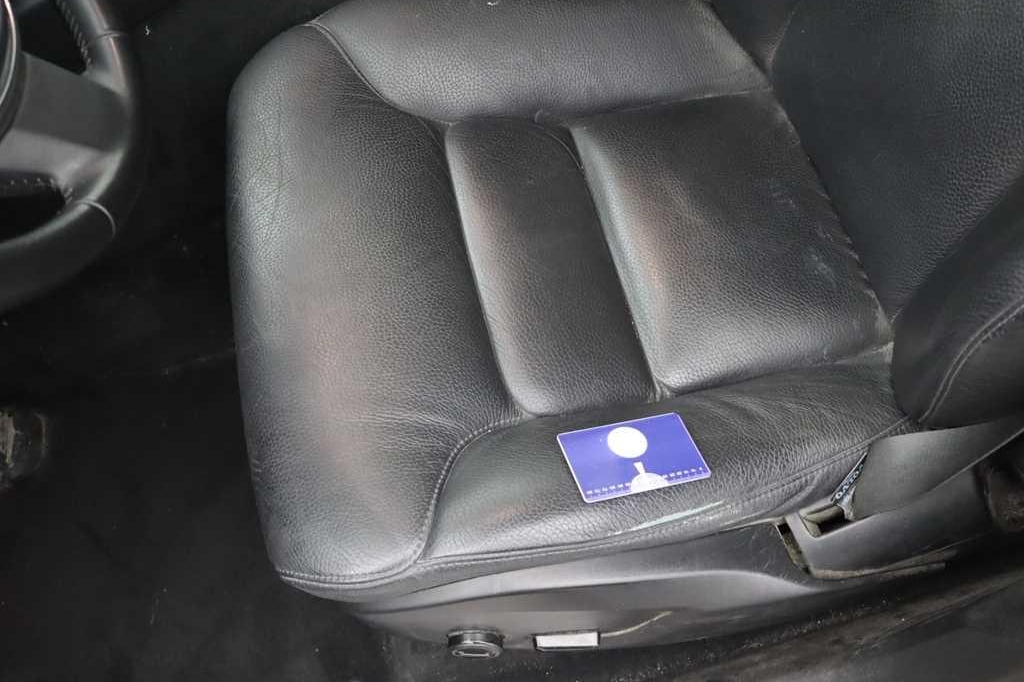 Volvo XC60 2019 фото 15