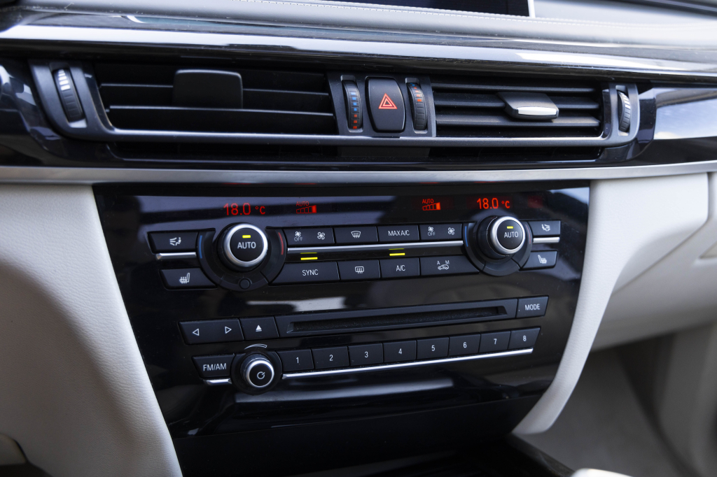 BMW X5 2014 photo 17