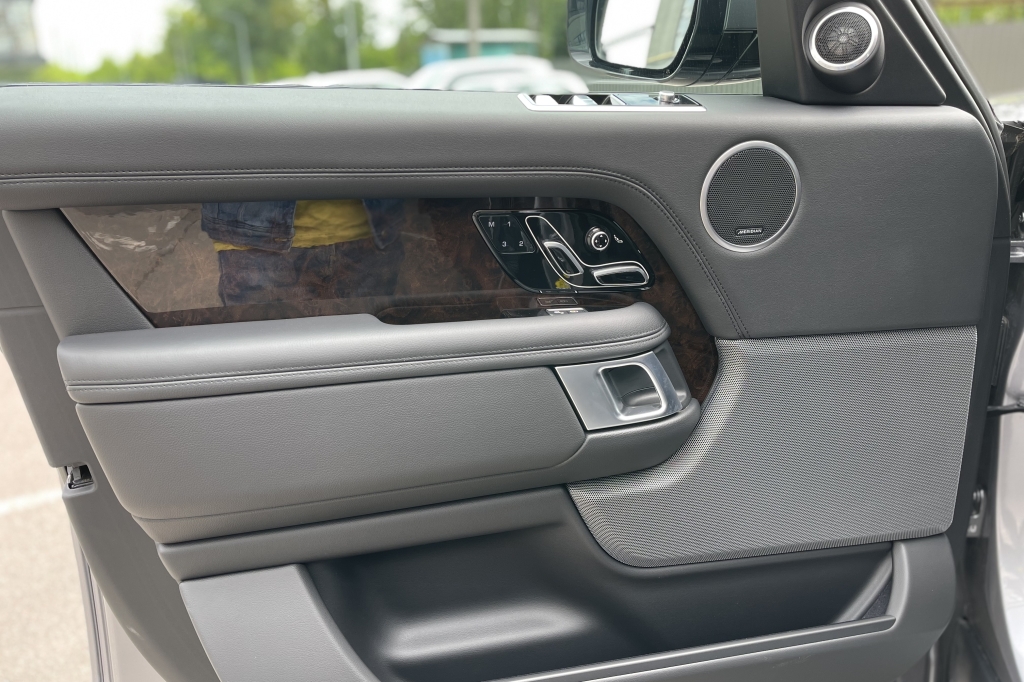 Land Rover Range Rover HSE 2020 photo 11
