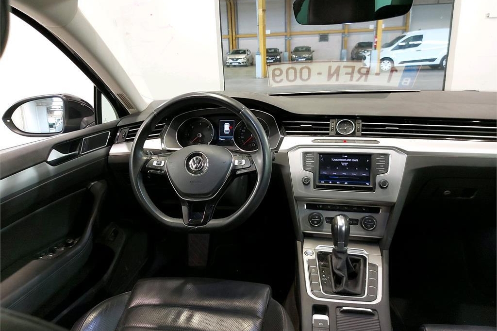 Volkswagen Passat Variant 2016 photo 3