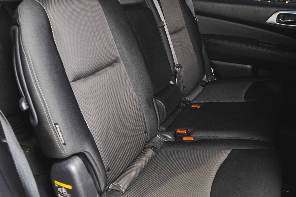 Nissan Pathfinder SV 2019 photo 35