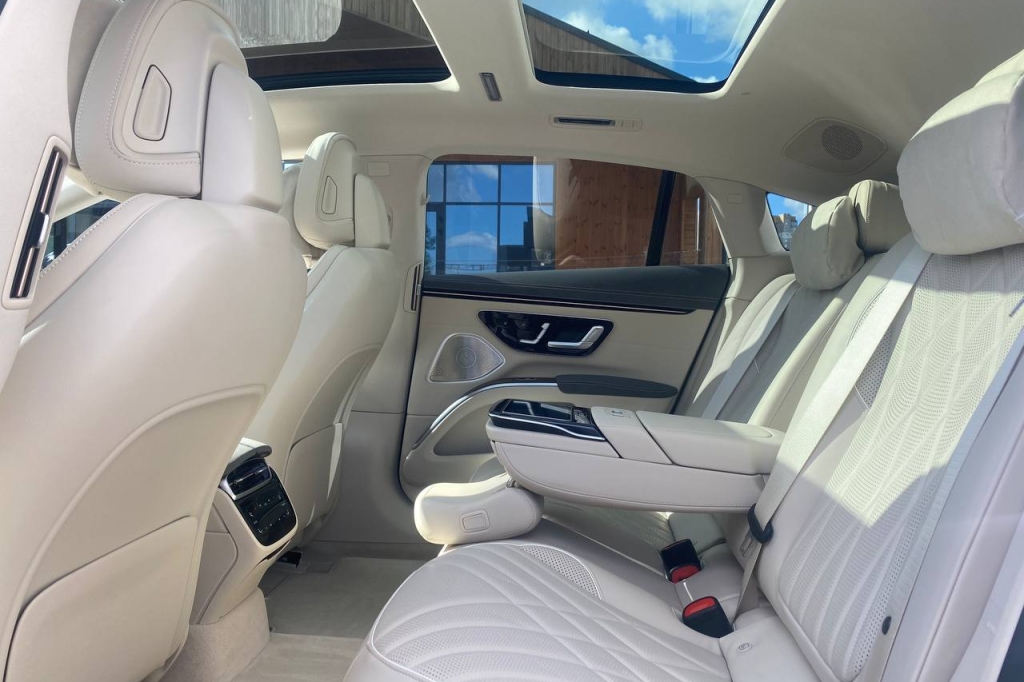 Mercedes-Benz EQS 580 4MATIC 2021 photo 15