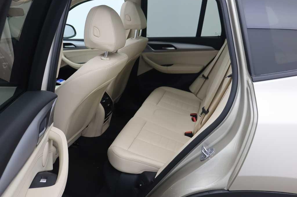 BMW X3 2018 фото 2