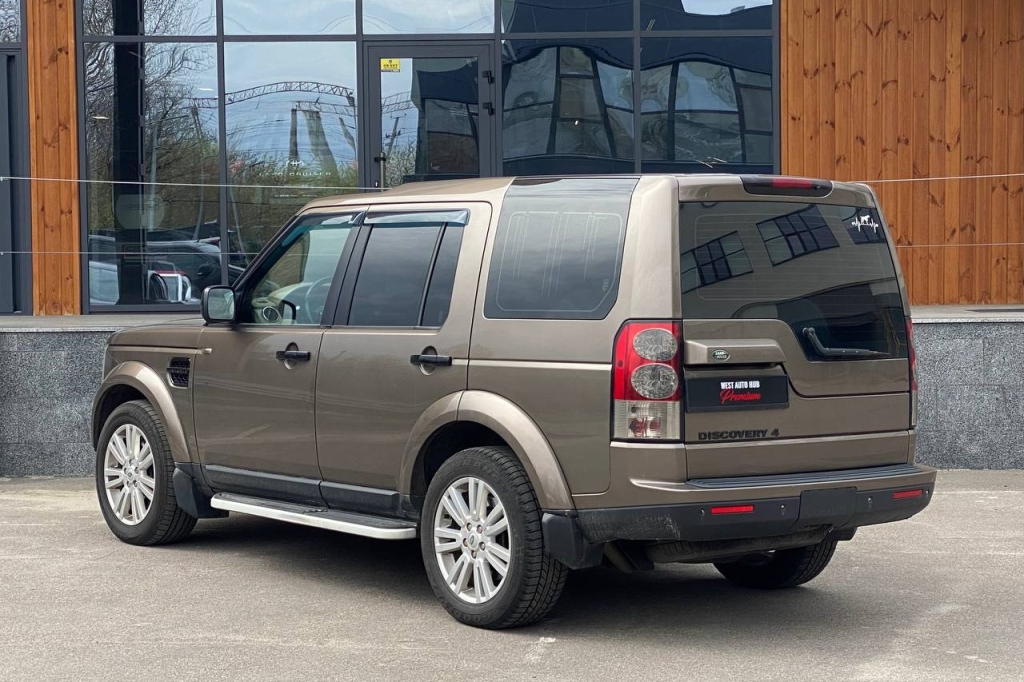 Land Rover Discovery 2012 фото 4