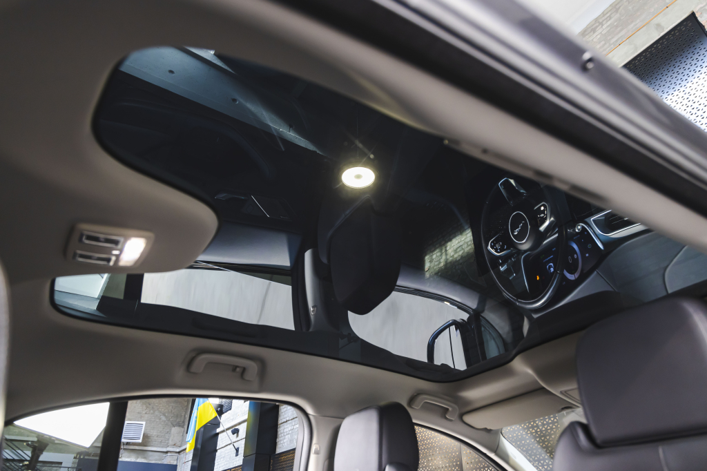 Jaguar I-Pace 2018 photo 22