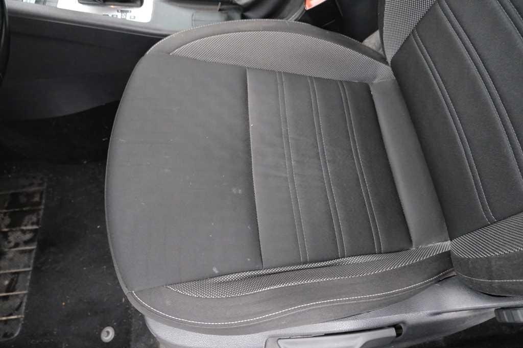 Skoda Octavia Combi 2017 photo 32