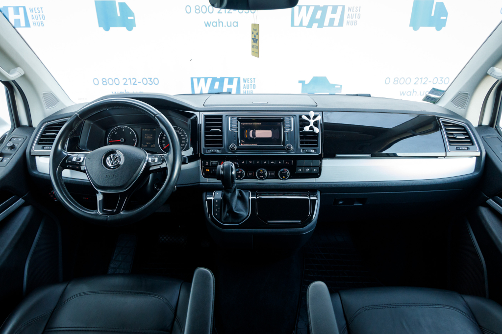 Volkswagen Multivan Highline 2016 photo 31