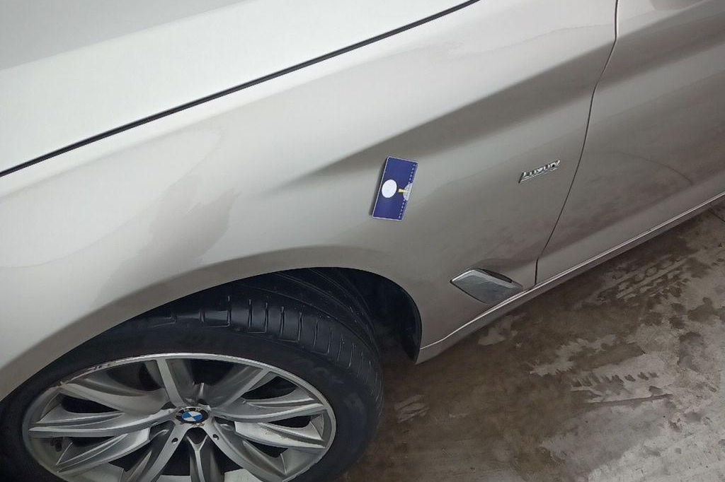 BMW 5 Series 2017 фото 32