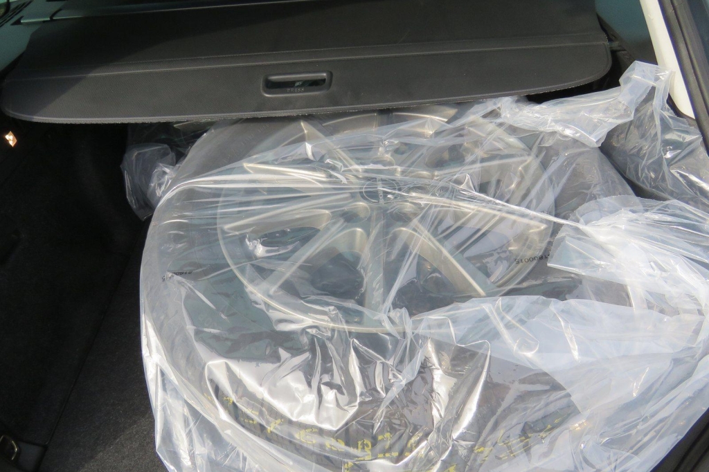 Skoda Superb Combi 2017 фото 1