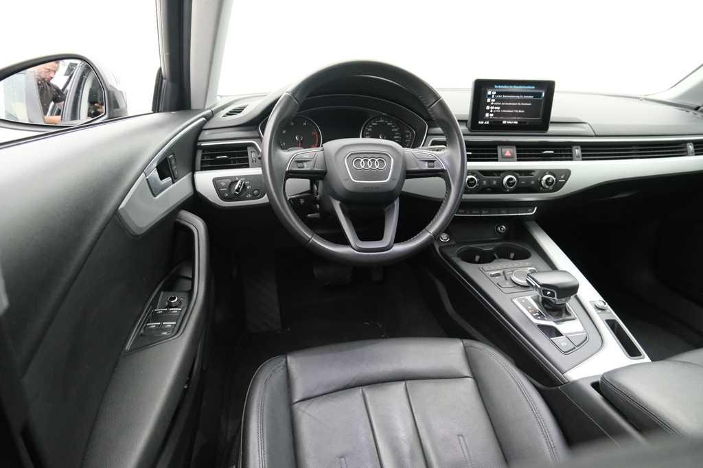 Audi A4 Avant 2017 photo 2