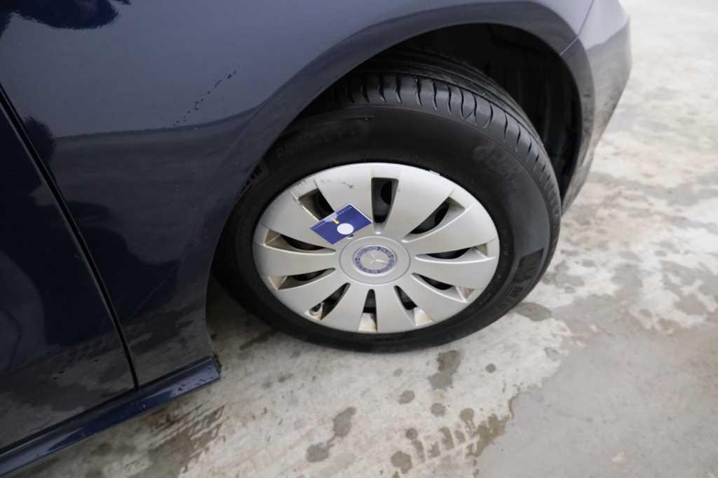 Mercedes-Benz A-Klasse 2017 photo 14