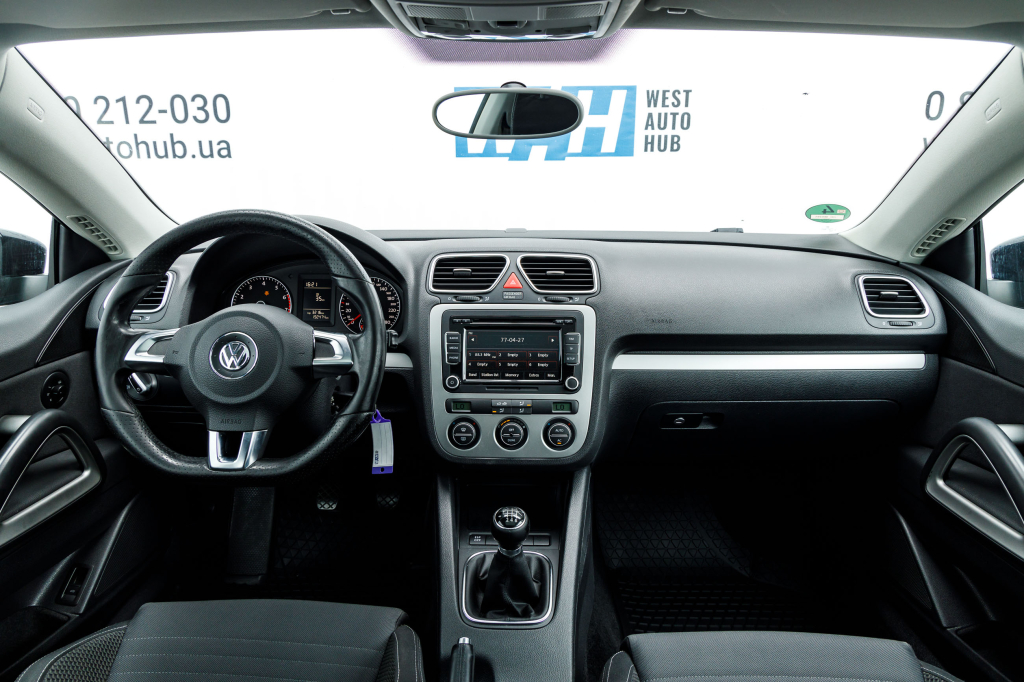 Volkswagen Scirocco 2009 фото 17