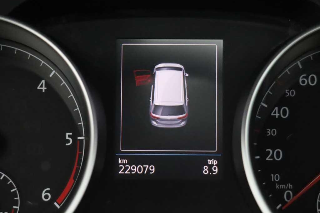 Volkswagen Touran 2016 фото 3