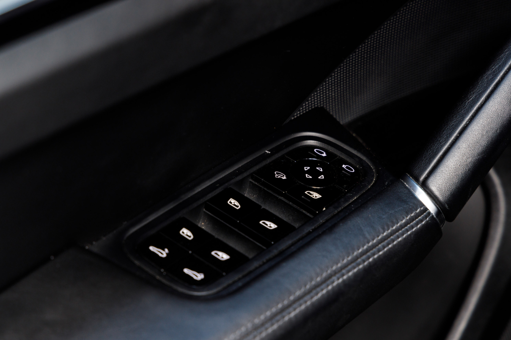 Porsche Cayenne 2018 photo 36