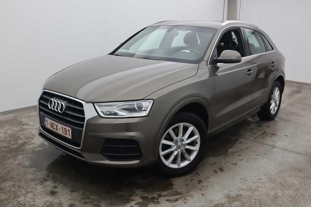 Audi Q3 2016 photo 2