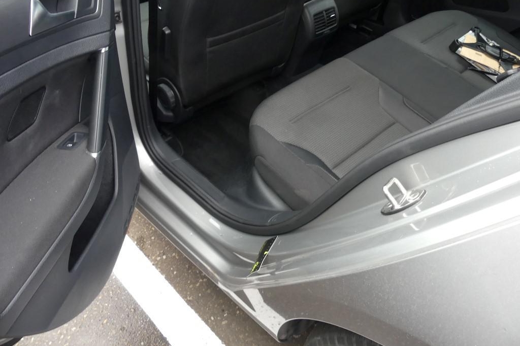 Volkswagen e-Golf 2018 photo 35