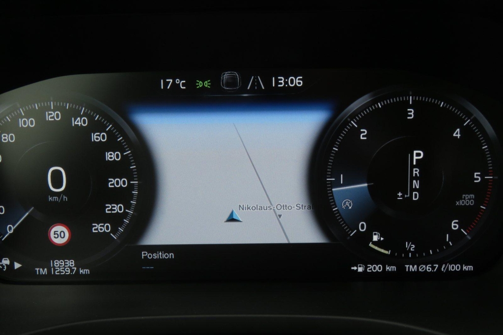 Volvo XC60 2020 photo 2