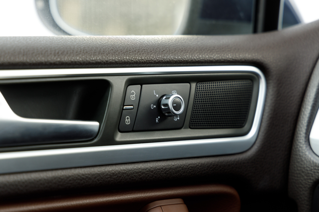 Volkswagen Touareg 2012 photo 29