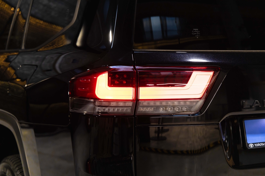 Toyota Land Cruiser GR 2023 фото 14