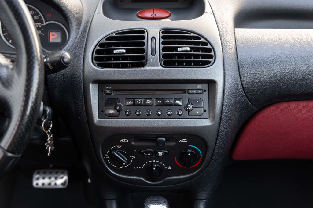 Peugeot 206 2007 photo 17