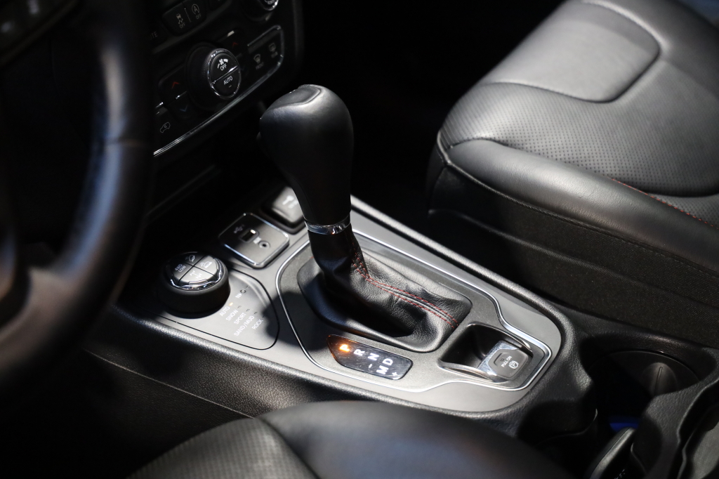 Jeep Cherokee 2019 фото 50