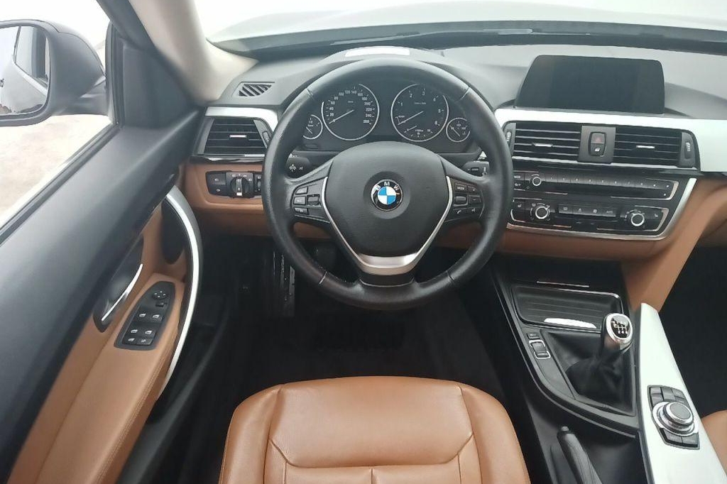 BMW 3er Gran Turismo 2015 photo 4