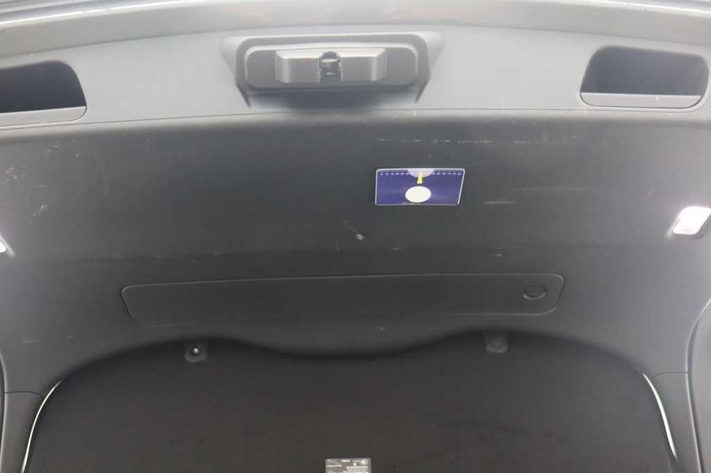 Jaguar E-Pace 2018 фото 19