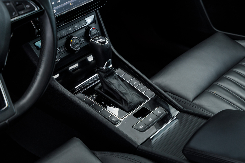 Skoda Superb Ambition 2016 фото 18