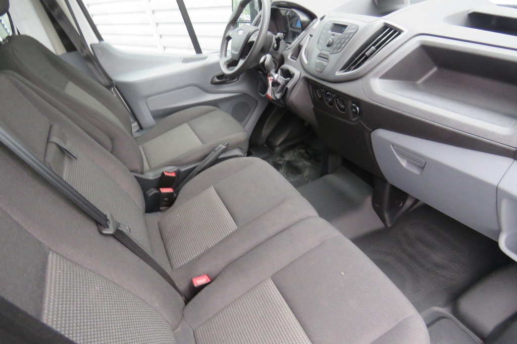 Ford Transit Koffer 2019 photo 1