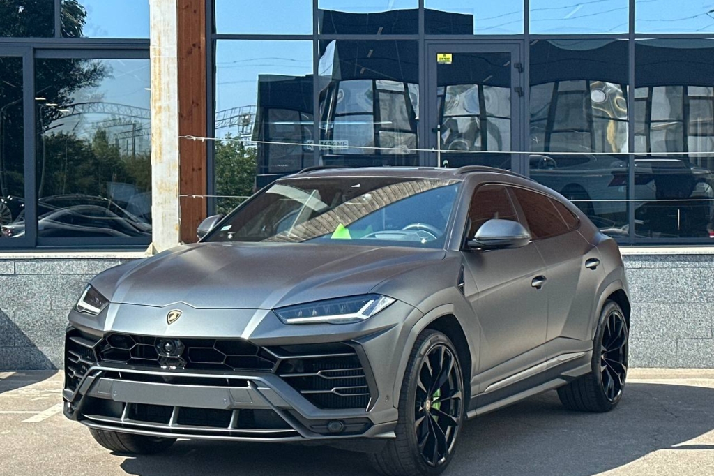 Lamborghini Urus 2019 фото 2