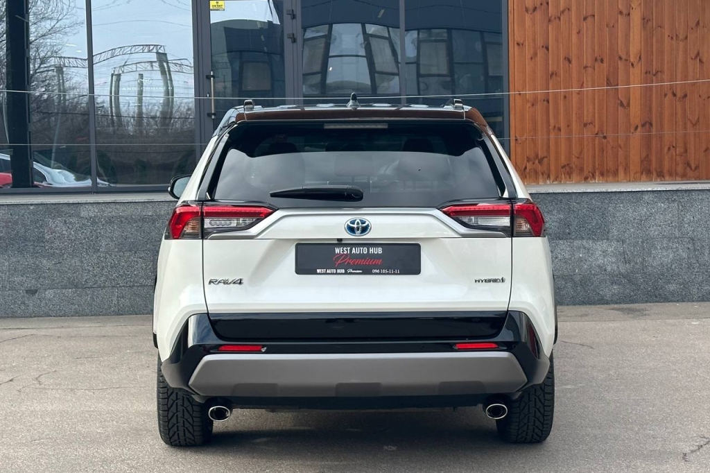 Toyota RAV4 EV Hybrid 2020 photo 4