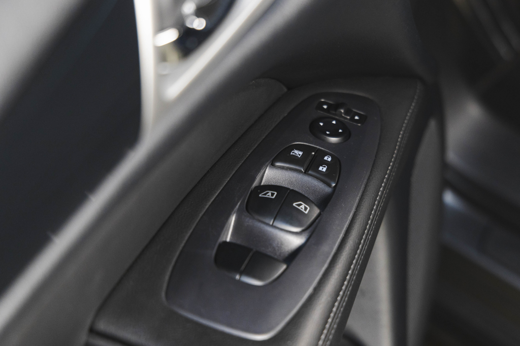 Nissan Pathfinder SV 2019 photo 15