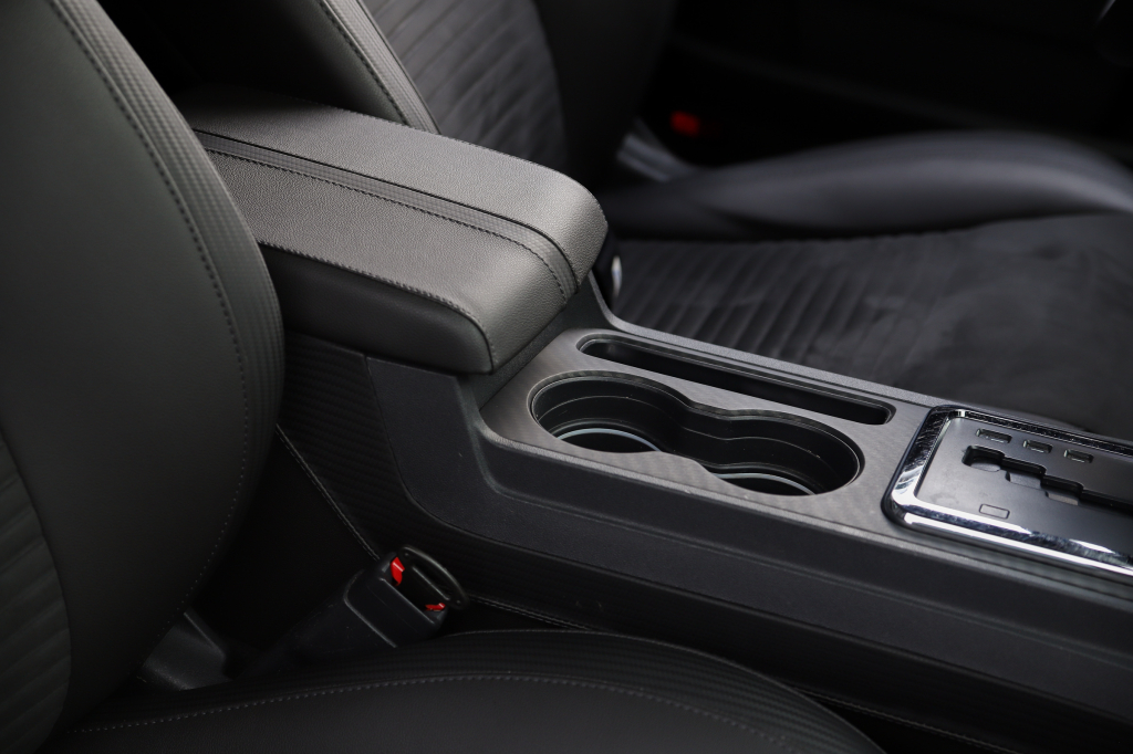 Dodge Challenger SE 2010 photo 33