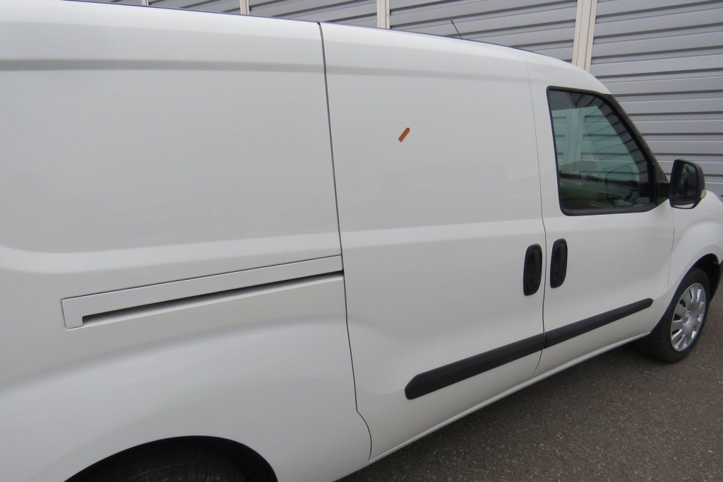 Opel Combo 2018 фото 23