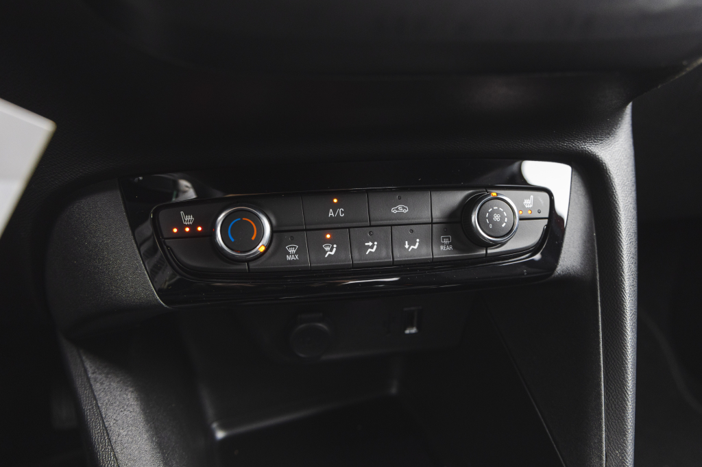 Opel Corsa 2020 фото 23