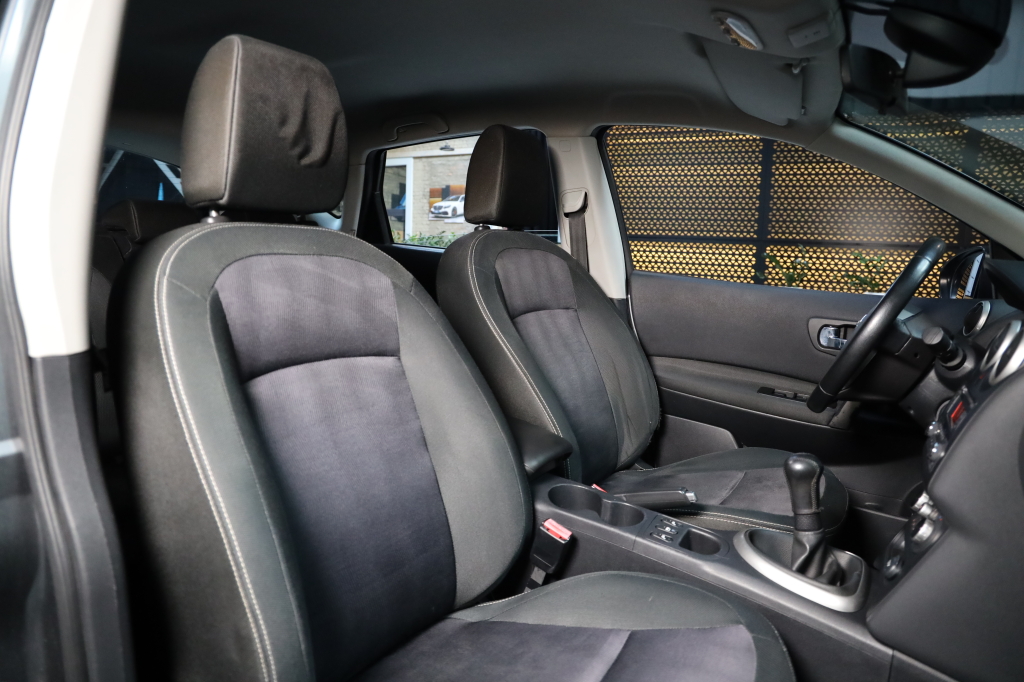 Nissan Qashqai 1.6 2013 фото 29