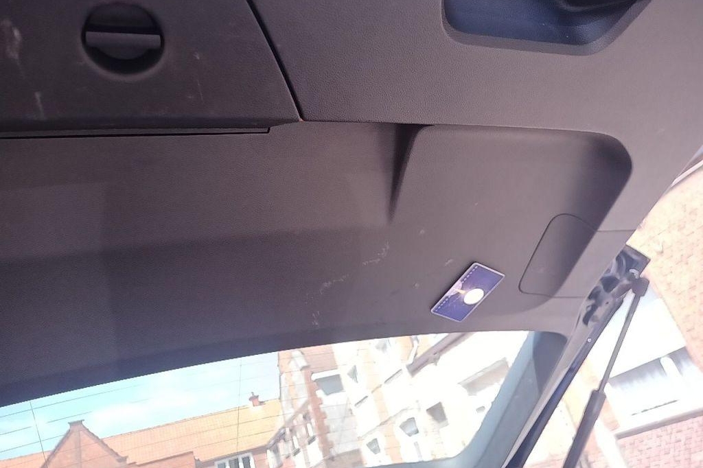 Volkswagen Touran 2018 photo 11