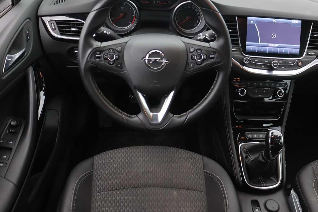 Opel Astra 2016 фото 6