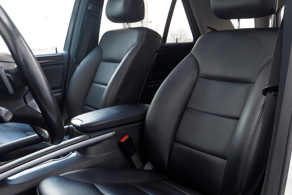 Mercedes-Benz ML 350 2011 photo 23