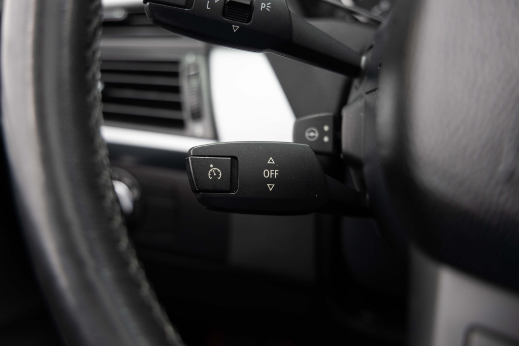 BMW X5 35i 2011 photo 22