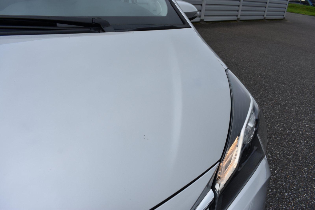 Toyota Yaris 2019 фото 13